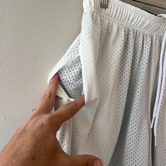 Nike Sz M Authentic Mens Practice Reversible Mesh Shorts White Green Pockets - Picture 6 of 8